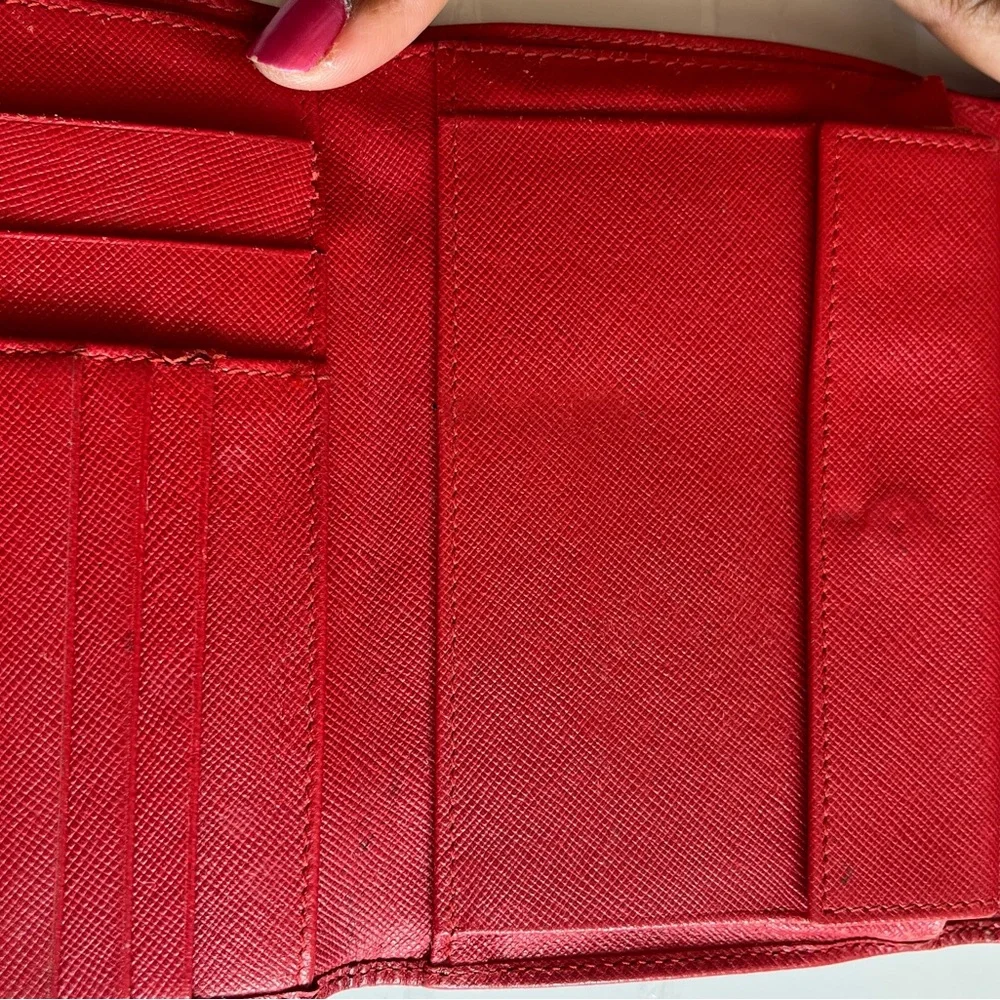 PRADA red Saffiano Leather Wallet. PRADA logo on flap. Preowned condition. - Picture 11 of 16